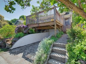 6827 36th Avenue NE, Seattle WA 98115