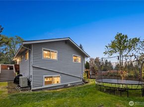 11102 126th Avenue NE, Kirkland WA 98033