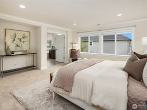 21417 SE 2nd Street, Sammamish WA 98074