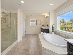 21417 SE 2nd Street, Sammamish WA 98074