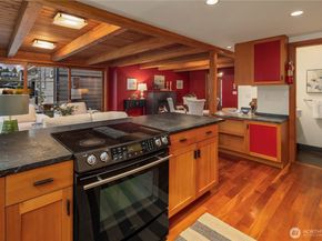 2339 Fairview Avenue E L, Seattle WA 98102