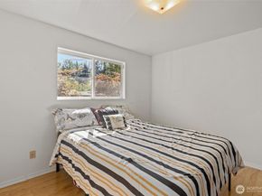 16022 126th Avenue SE, Renton WA 98058