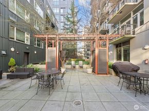 2717 Western Avenue 1018, Seattle WA 98121