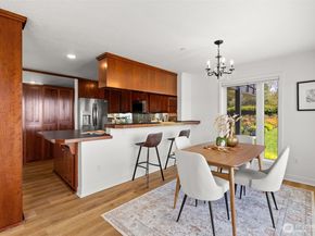 428 Harborview Drive SE, Bainbridge Island WA 98110