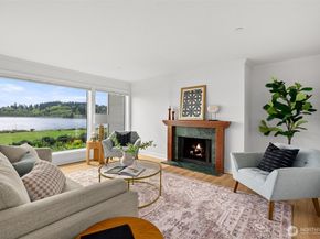 428 Harborview Drive SE, Bainbridge Island WA 98110