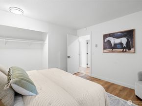 428 Harborview Drive SE, Bainbridge Island WA 98110