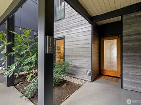 428 Harborview Drive SE, Bainbridge Island WA 98110