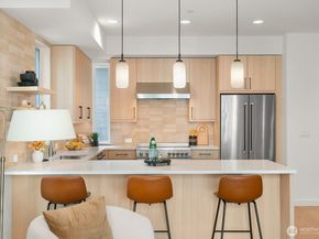 2851 NW 70th Street, Seattle WA 98117