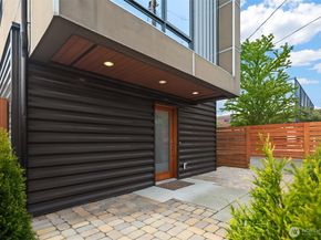 1761 20th Avenue S, Seattle WA 98144