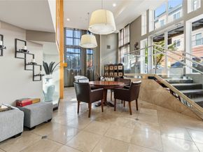 424 N 85th Street 404, Seattle WA 98103