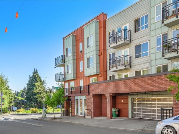 424 N 85th Street 404, Seattle WA 98103