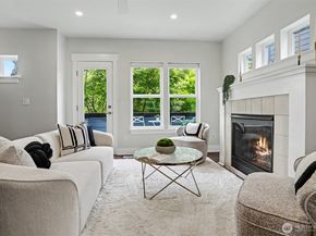 6003 Lanham Place SW, Seattle WA 98126