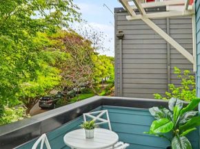 6003 Lanham Place SW, Seattle WA 98126