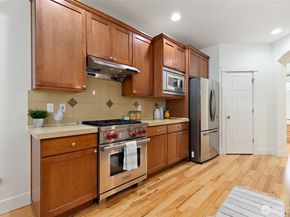 23115 36th Drive SE, Bothell WA 98021