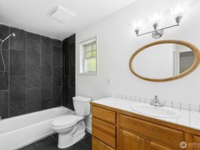 18901 61 Avenue NE, Kenmore WA 98028