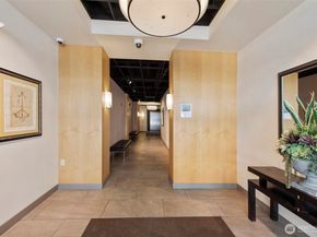 300 110th Avenue NE 515, Bellevue WA 98004