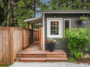 8729 12th Avenue NW, Seattle WA 98117
