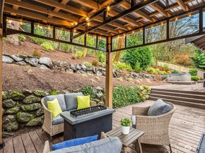 6700 81st Avenue SE, Mercer Island WA 98040