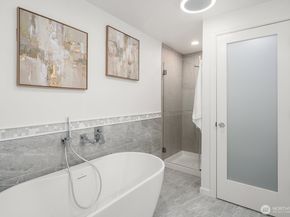 12516 SE 4th Place, Bellevue WA 98005