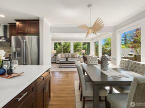 12516 SE 4th Place, Bellevue WA 98005