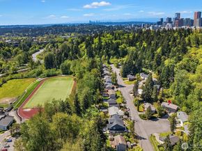 12516 SE 4th Place, Bellevue WA 98005