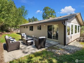 12516 SE 4th Place, Bellevue WA 98005