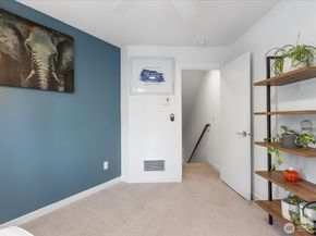 10170 Holman Road NW H, Seattle WA 98177