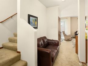 1224 51st Place NE 104, Auburn WA 98002