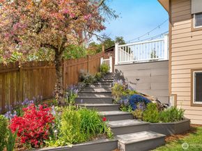 16204 Main Street, Bellevue WA 98008