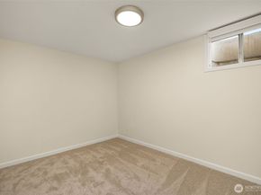 16204 Main Street, Bellevue WA 98008