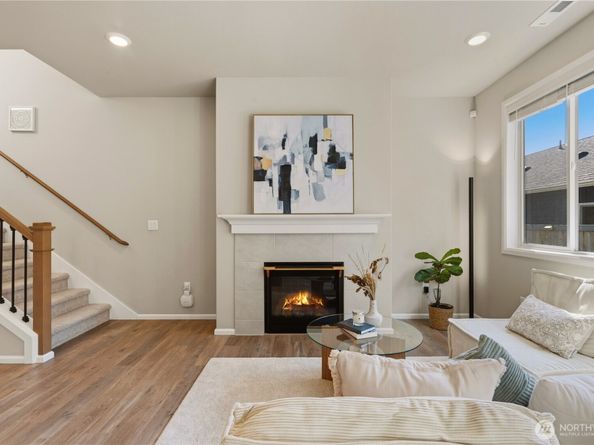 19432 9th Avenue SE, Bothell WA 98012