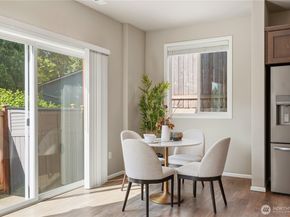 19432 9th Avenue SE, Bothell WA 98012