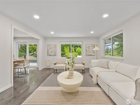16701 SE 23rd Place, Bellevue WA 98008