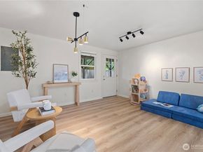 16701 SE 23rd Place, Bellevue WA 98008
