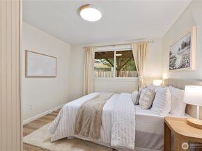 16701 SE 23rd Place, Bellevue WA 98008