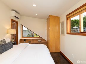 2770 Westlake Avenue N 6, Seattle WA 98109