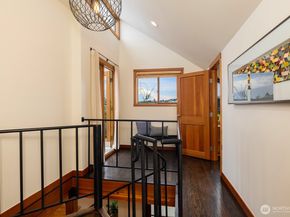 2770 Westlake Avenue N 6, Seattle WA 98109