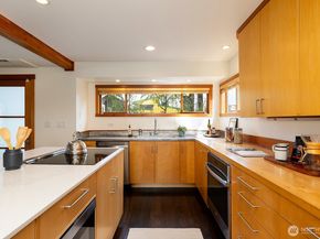 2770 Westlake Avenue N 6, Seattle WA 98109