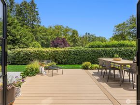 10430 NE Cascade Avenue, Bainbridge Island WA 98110