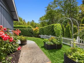 10430 NE Cascade Avenue, Bainbridge Island WA 98110