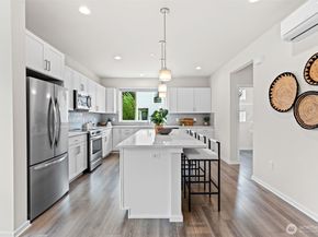 13628 Manor Way C4, Lynnwood WA 98087