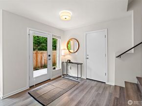 13628 Manor Way C4, Lynnwood WA 98087