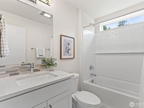 13628 Manor Way C4, Lynnwood WA 98087