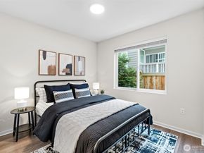13628 Manor Way C4, Lynnwood WA 98087