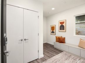 12526 15th Avenue NE D, Seattle WA 98125