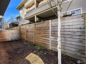 12526 15th Avenue NE D, Seattle WA 98125
