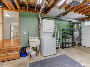 1010 Main Street, Edmonds WA 98020