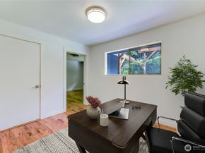 1010 Main Street, Edmonds WA 98020