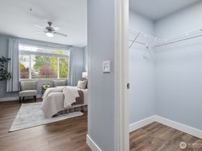 400 S 46th Place B, Renton WA 98055