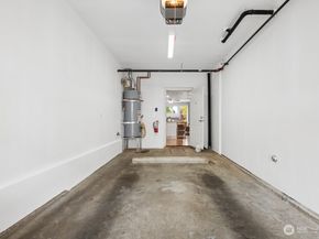 400 S 46th Place B, Renton WA 98055